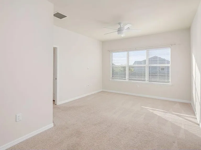 11908 Pebble Dr #11908 — Photo 14