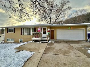 1033 Glen Echo Rd, Winona, MN 55987