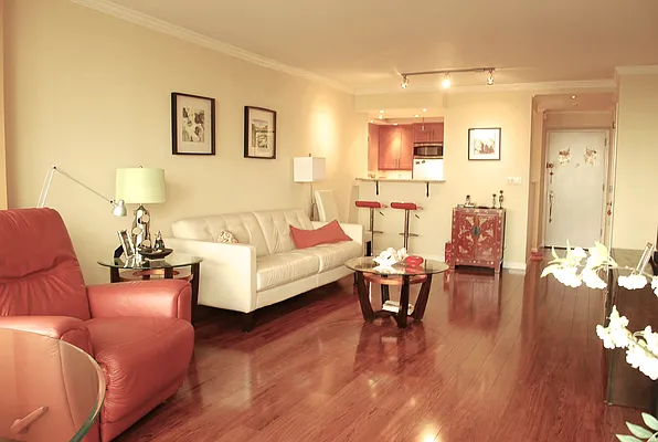 Rented by RES Real Property Inc | media 27