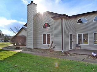 7445 E Huntington Dr APT 2, Youngstown, OH