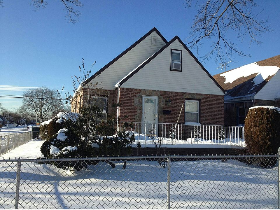 1st image of 11954 225th St