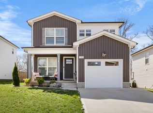 1186 Cottonwood Dr, Clarksville, TN 37040