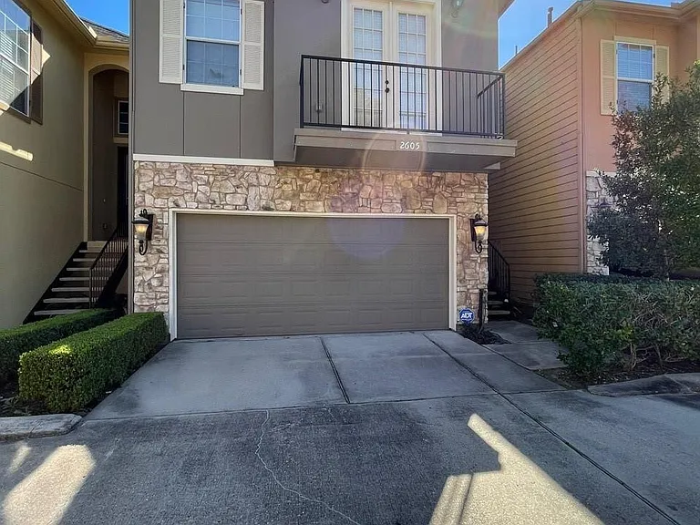 2605 Almeda Forest Ct — Photo 1