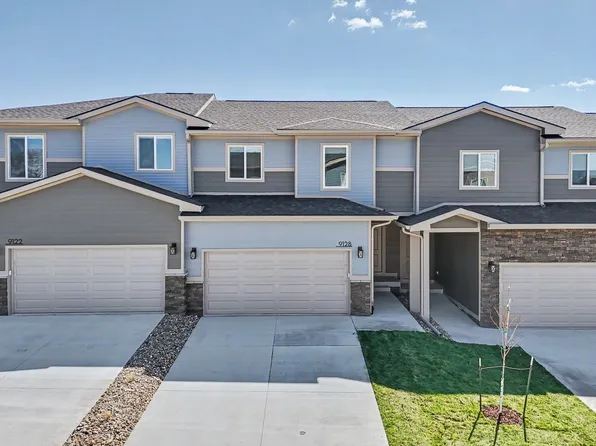 9148 Calvin Dr, West Des Moines, IA 50266