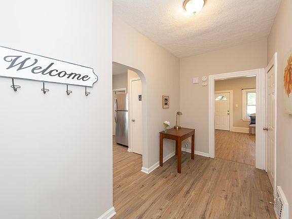 2nd image of 2057 Fairview Ave #A