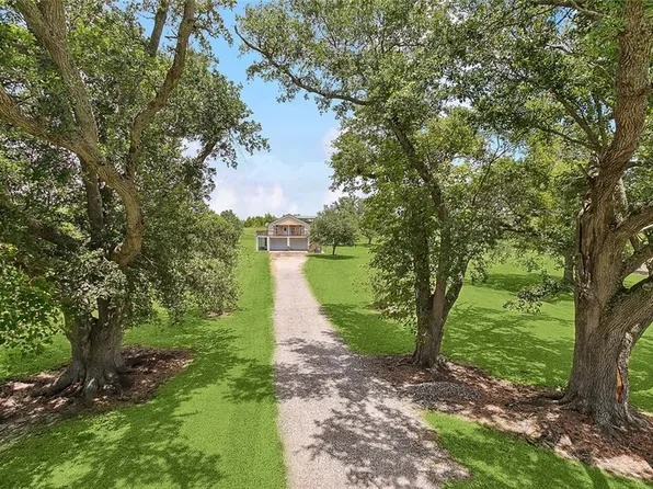 32795 Highway 11, Buras, LA 70041