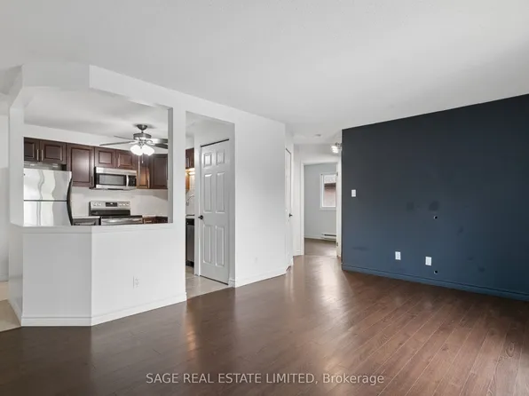 327 Northlake Dr #10, Waterloo, ON N2V 1Z1