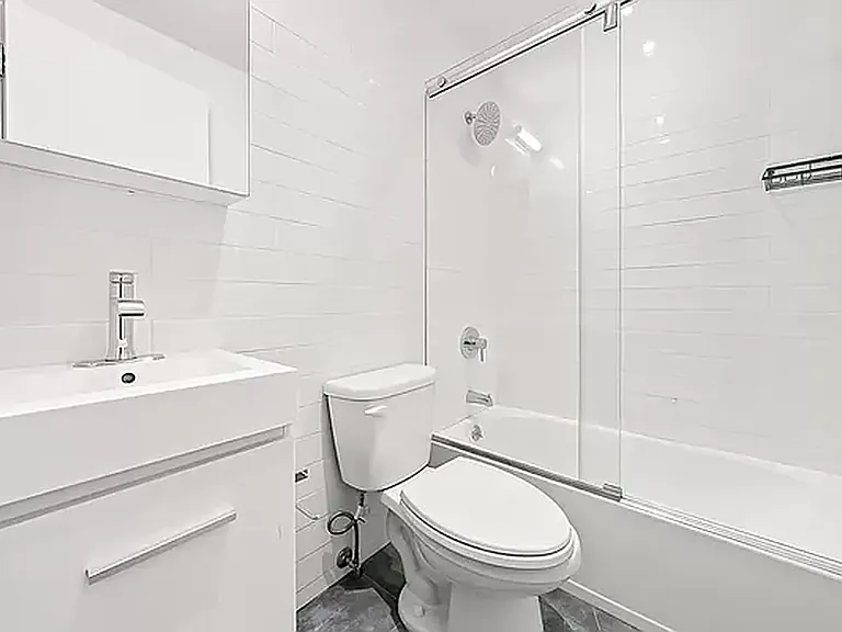 1452 Myrtle Ave #3 — Photo 4