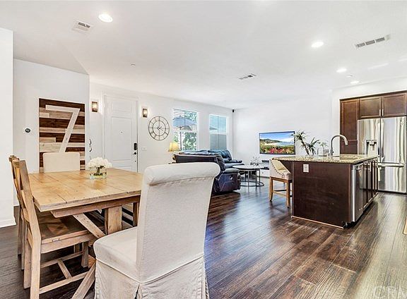 5th image of 184 Borrego Dr