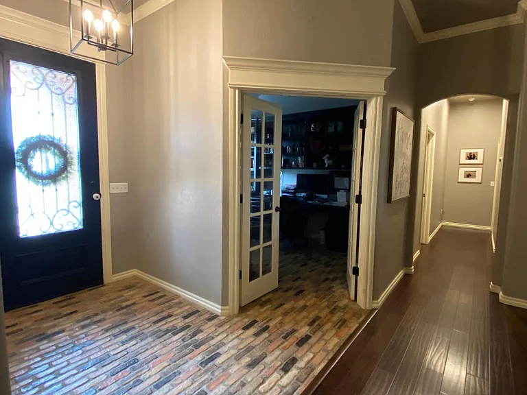 804 Brian Ct — Photo 5