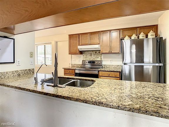 4th image of 5339R Black Pine Dr