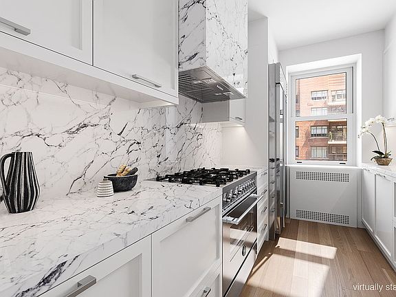 4th image of 710 Park Ave APT 14C