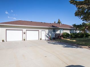 21 N Rice Lake Rd, Douglas, ND 58735