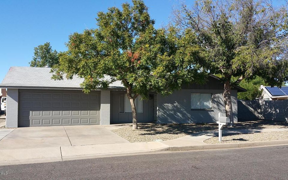 1st image of 2214 W Javelina Ave
