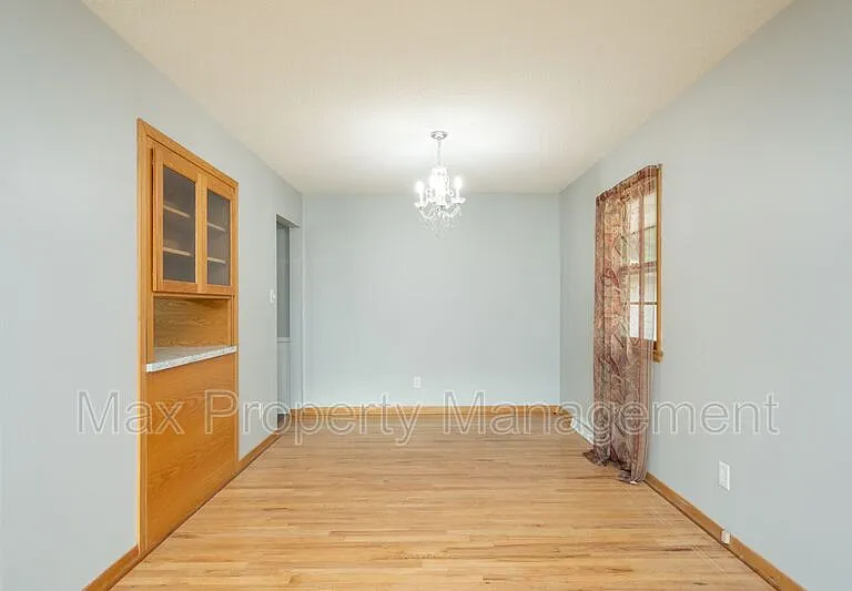 3934 Oakshire Rd — Photo 5