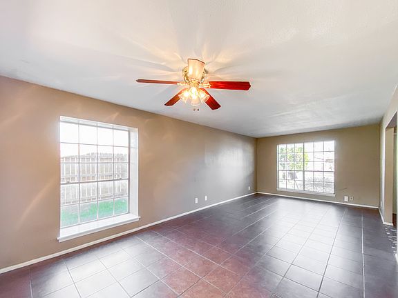 2nd image of 14421 Brook Hollow Blvd APT B