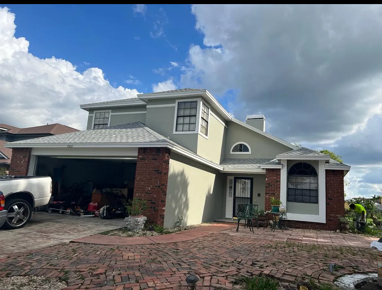 3 bed, 2.5 bath, 1573 sqft, $2,300 — Photo 3