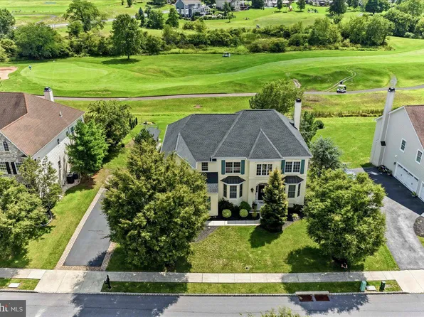 506 Championship Dr, Harleysville, PA 19438