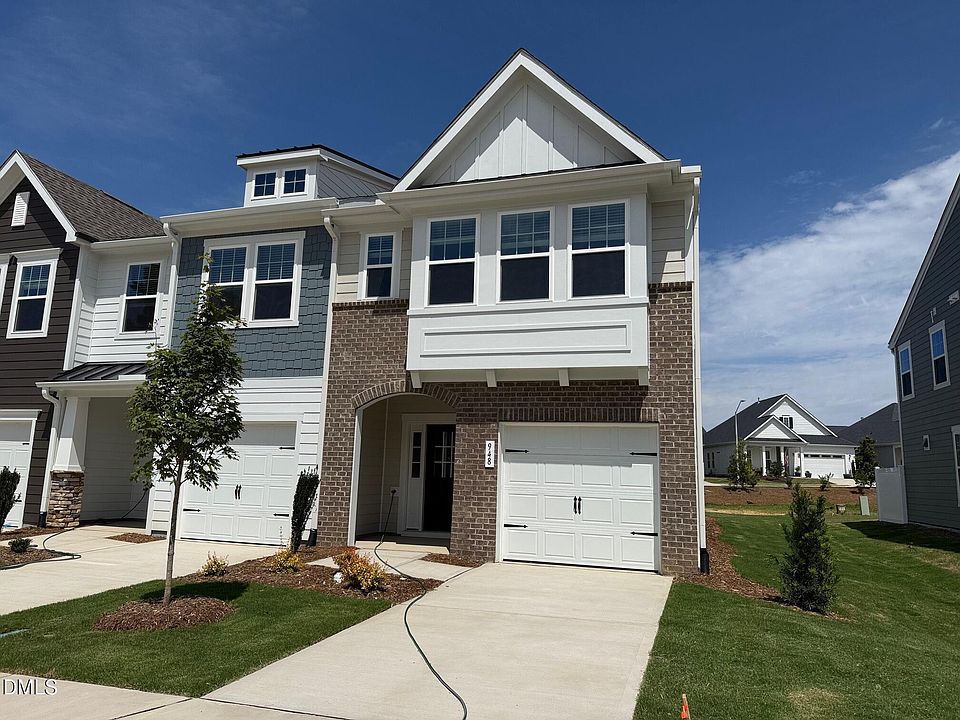 1st image of 948 Kensley Grove Ln