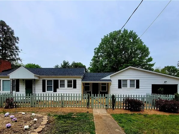 4416 Spainhour Mill Rd, Tobaccoville, NC 27050