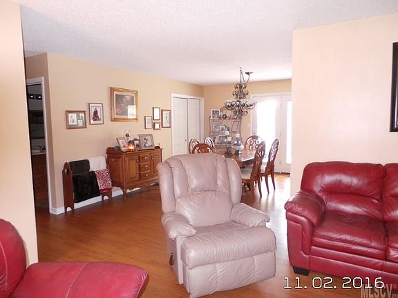 2nd image of 1307 Hidden Creek Cir
