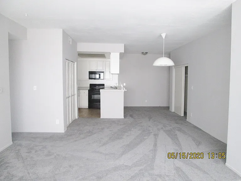 Lido Apartments - 11221 Richland Ave — Photo 17