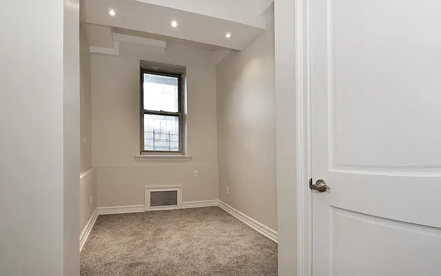 Sold by REMAX Distinguished Homes | media 6