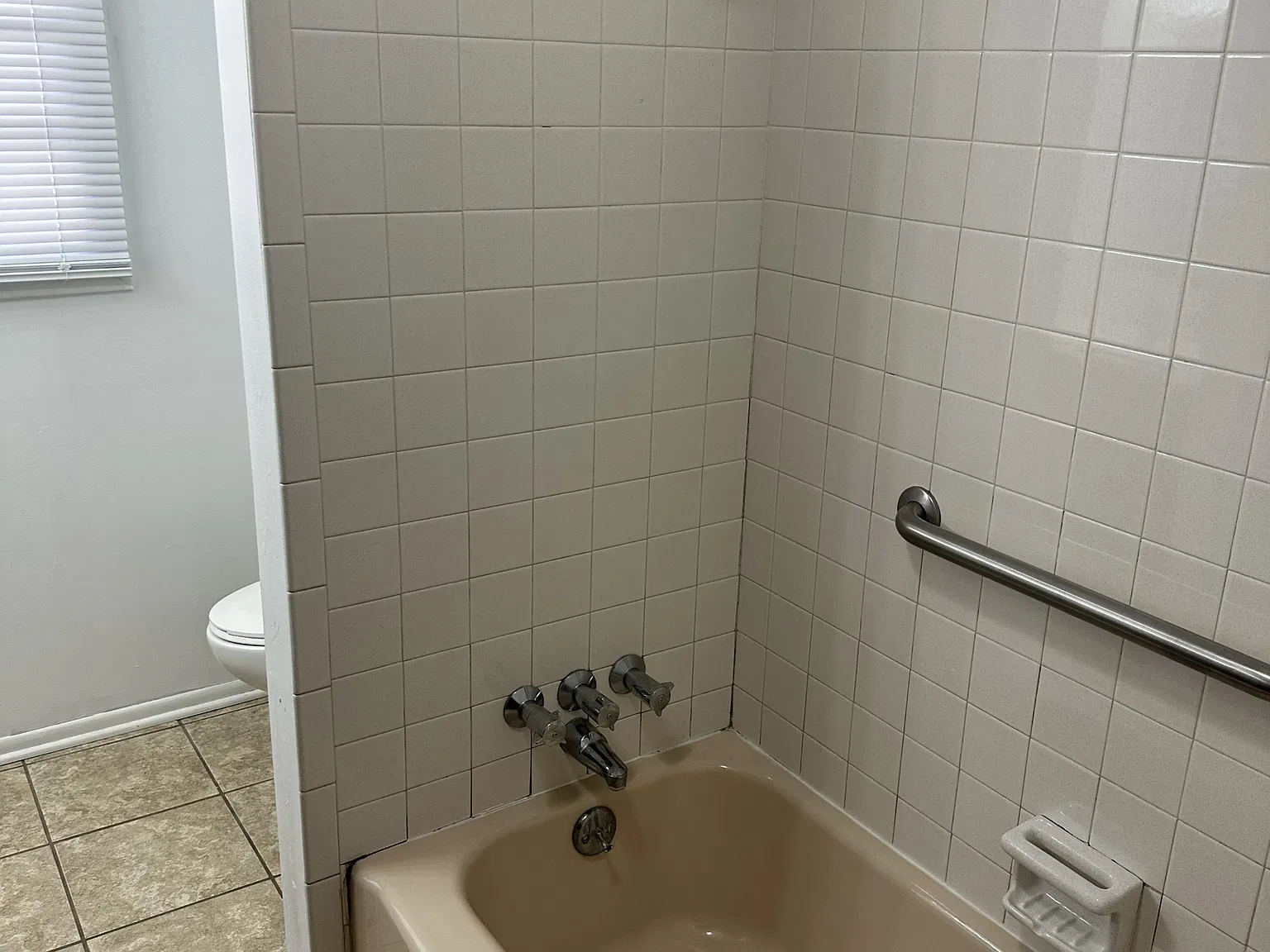 1627 Hartzell Place - B3 — Photo 3