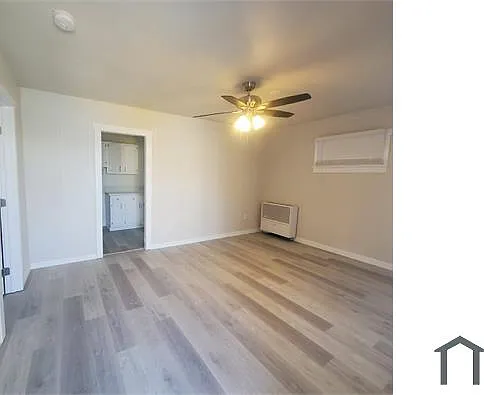 1650 W 38th St #A — Photo 3