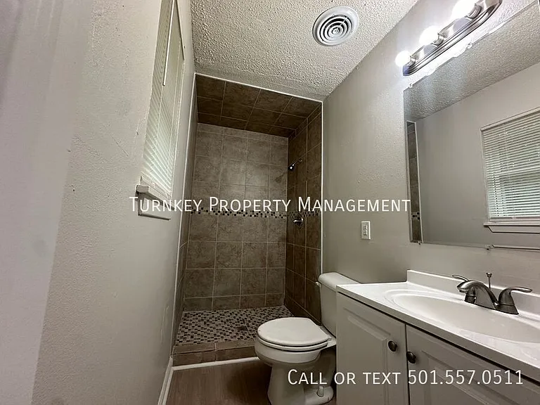 202 Rita Dr — Photo 9