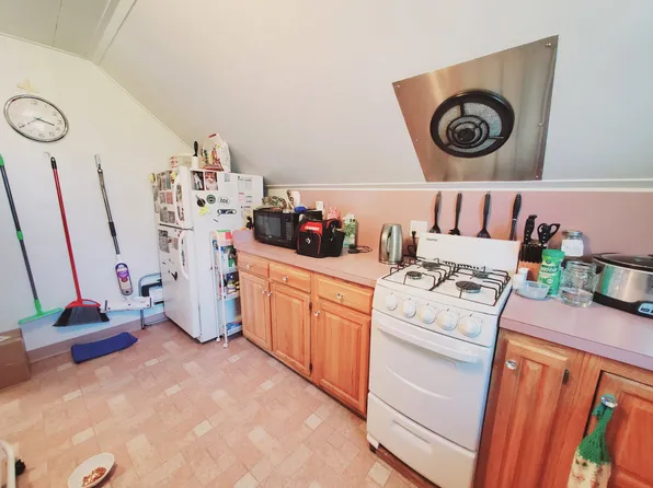 219 Courtland Ave #2, Stamford, CT 06906