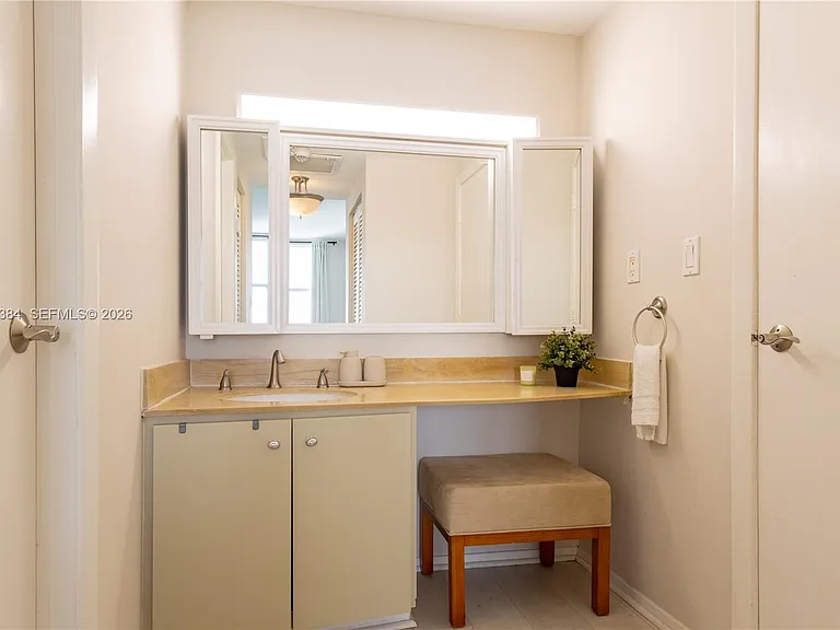 300 Bayview Dr #2114 — Photo 12