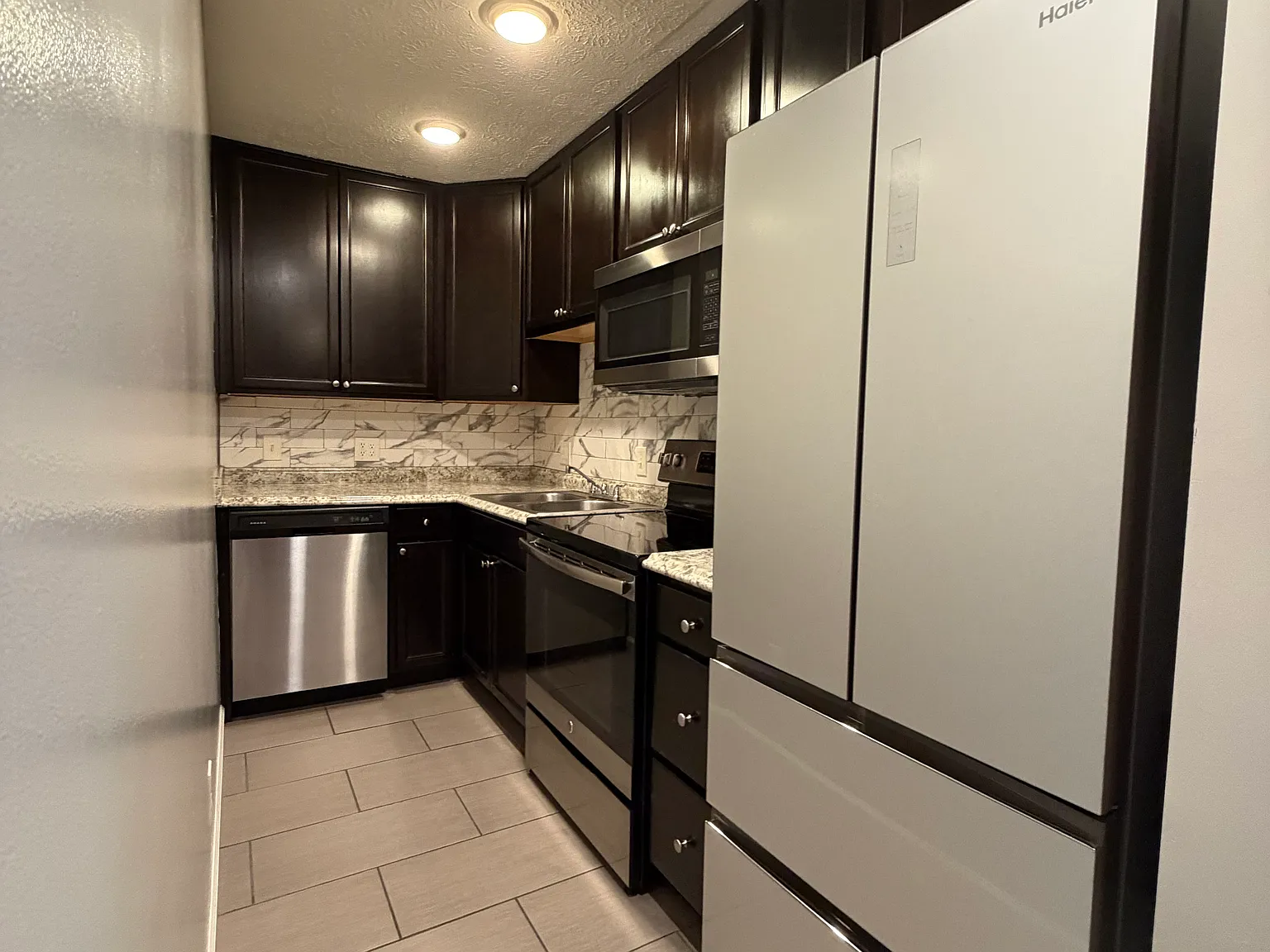 Culver Court Apartments — Photo 2