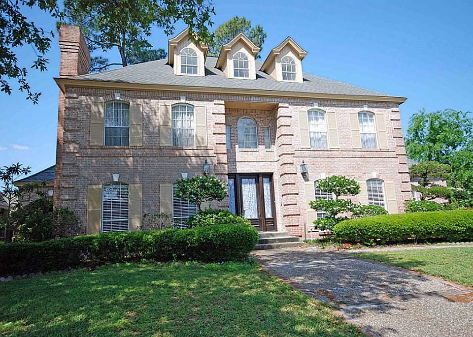 1st image of 15123 Terrace Oaks Dr