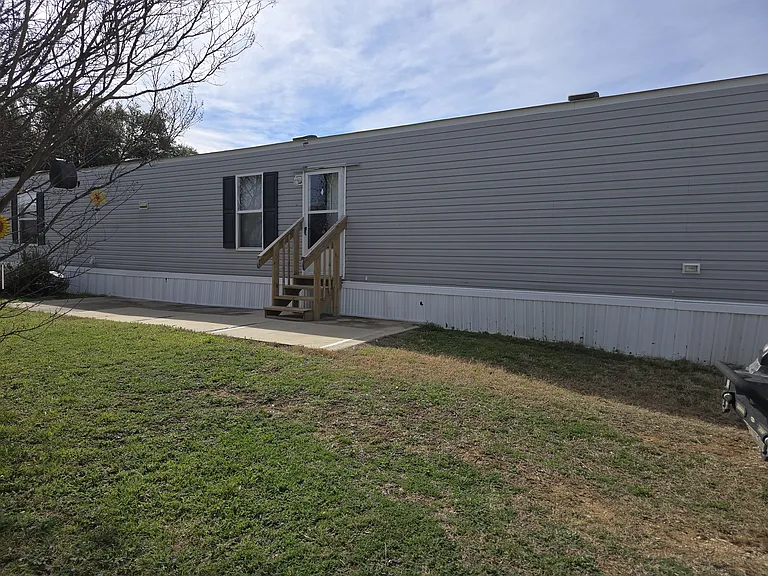 3310 Stephen F Austin Dr #43 — Photo 1