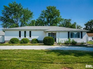 2177 Washington Rd, Washington, IL 61571