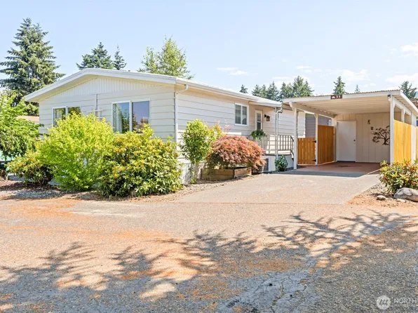 921 S 3rd Street #33, Sequim, WA 98382