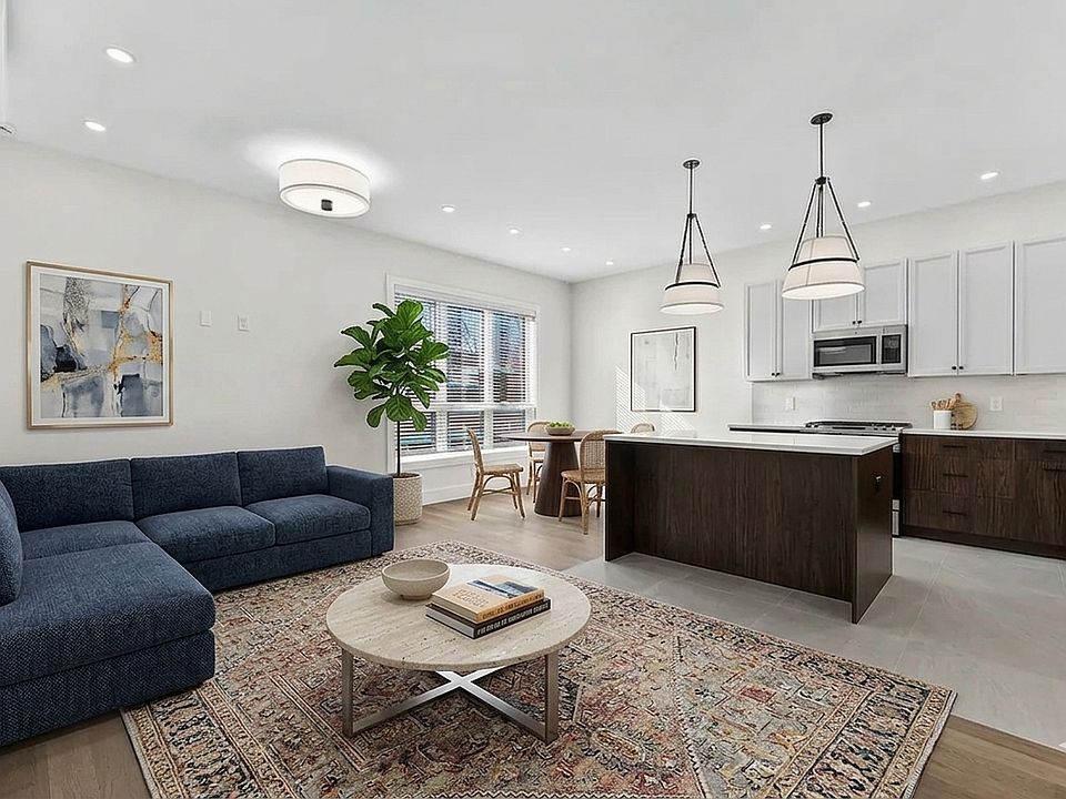 1st image of 157 25th St APT 1
