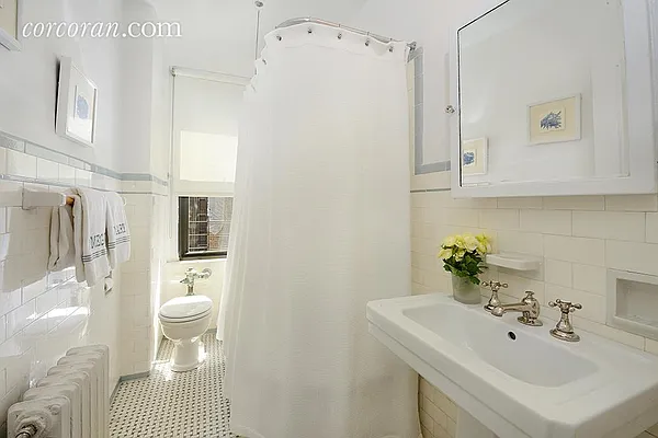 Sold by Corcoran | media 10