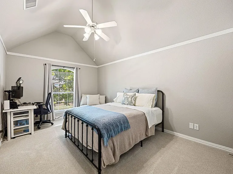 4750 Haverford Dr — Photo 13