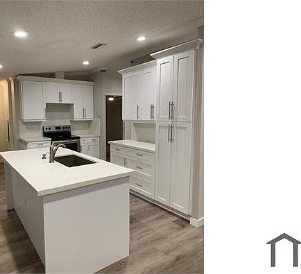 1st image of 220 NE 12th Ave Lot 29