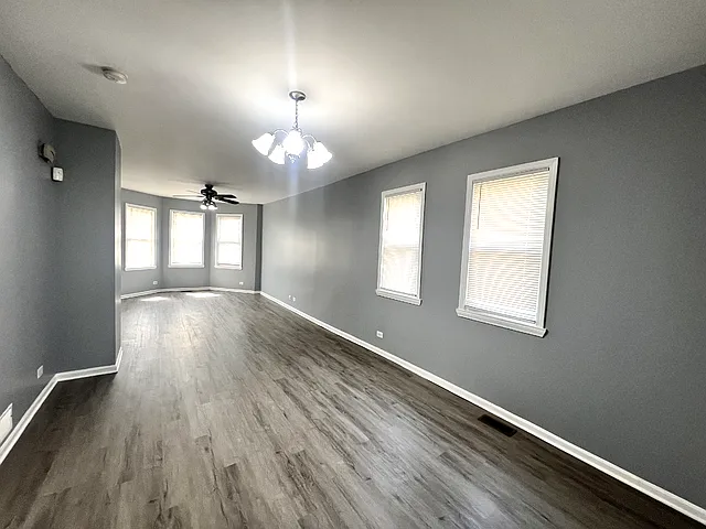 9613 S Ave N #1 — Photo 4