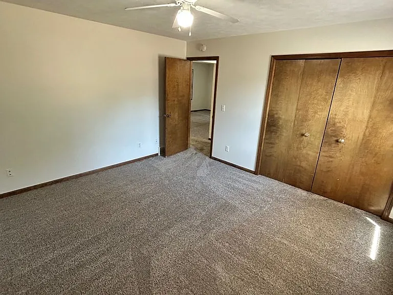 254 & 256 Church Street Ct — Photo 10