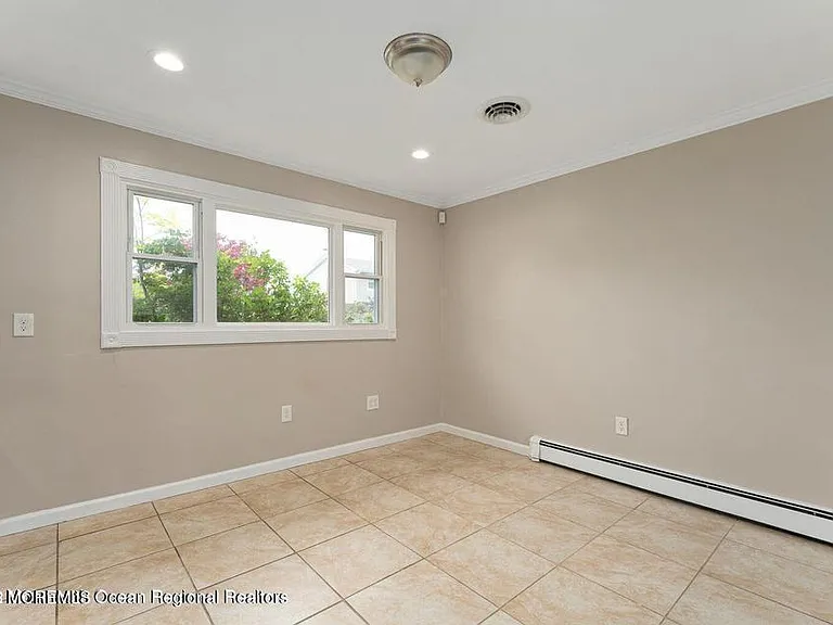 34 Bell St — Photo 7