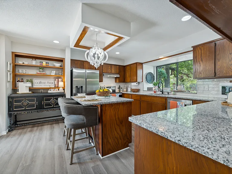 3911 Morrison Cir — Photo 15