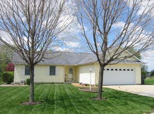 68931 Wild Rose Rd, New Paris, IN 46553