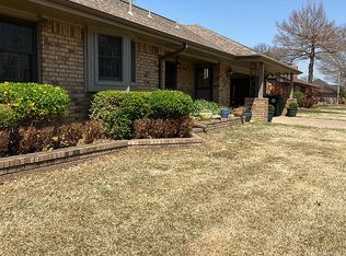 209 Kingsbury Dr, Muskogee, OK 74403