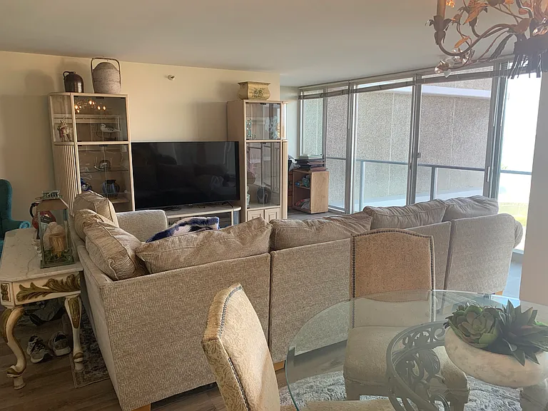 1820 Avenida Del Mundo #406 — Photo 10