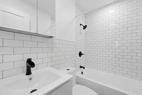 Rented by Blue Egg Realty Corp | media 24