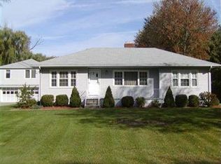 42902 Dellefield Rd, Elyria, OH 44035